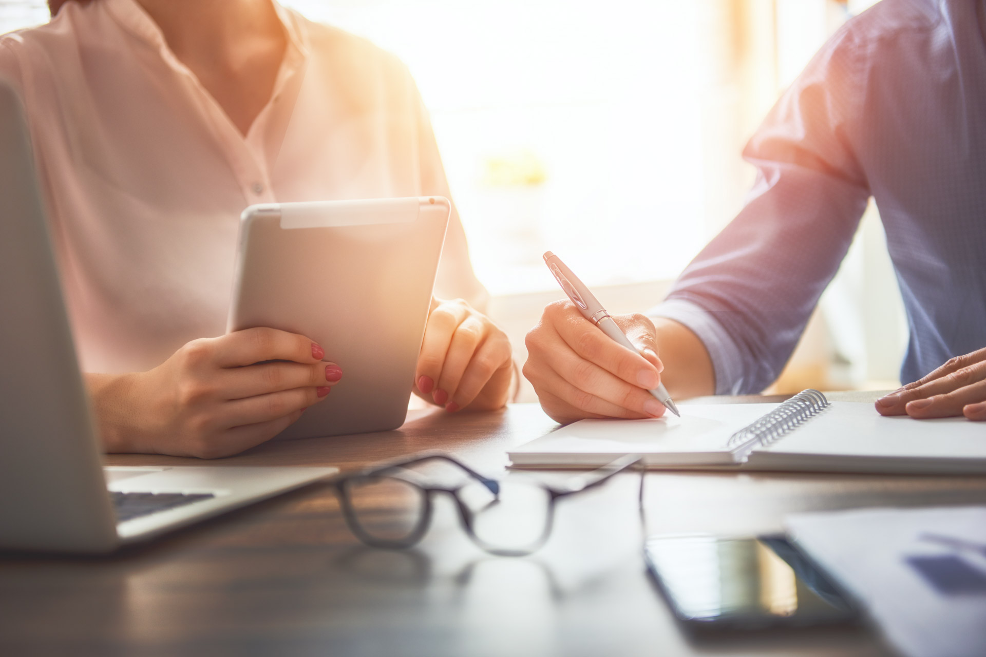 卸業者・メーカーとの取引および仕入れ販売